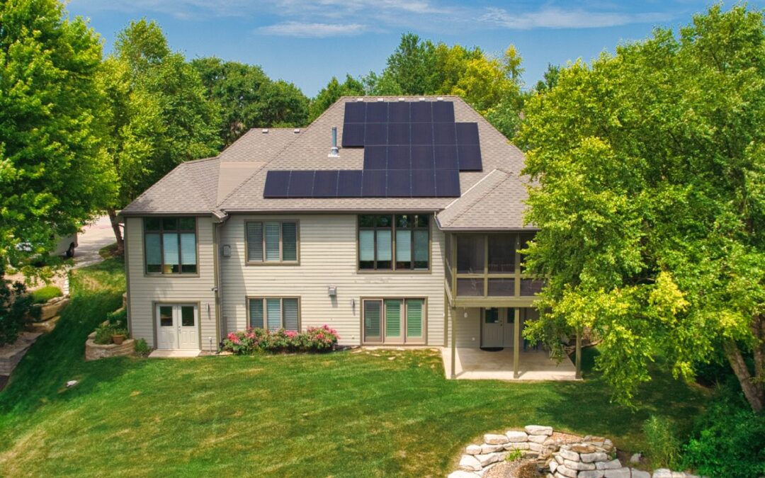 9.84 kW Residential Maxeon Solar Installation in Lawrence, Kansas